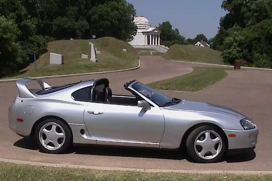 Profile with targa top off